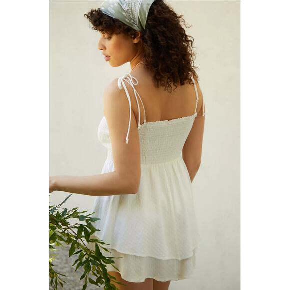 NWT Anthropologie Lillian Smocked Cover-Up Dress - Large - Picture 3 of 6